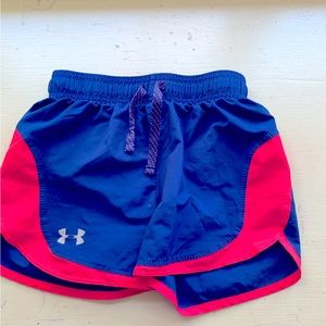 Under armor athletic shorts, size youth, small